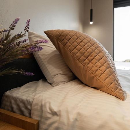 Hotel Miramar Smart Room Kovel' Exterior photo