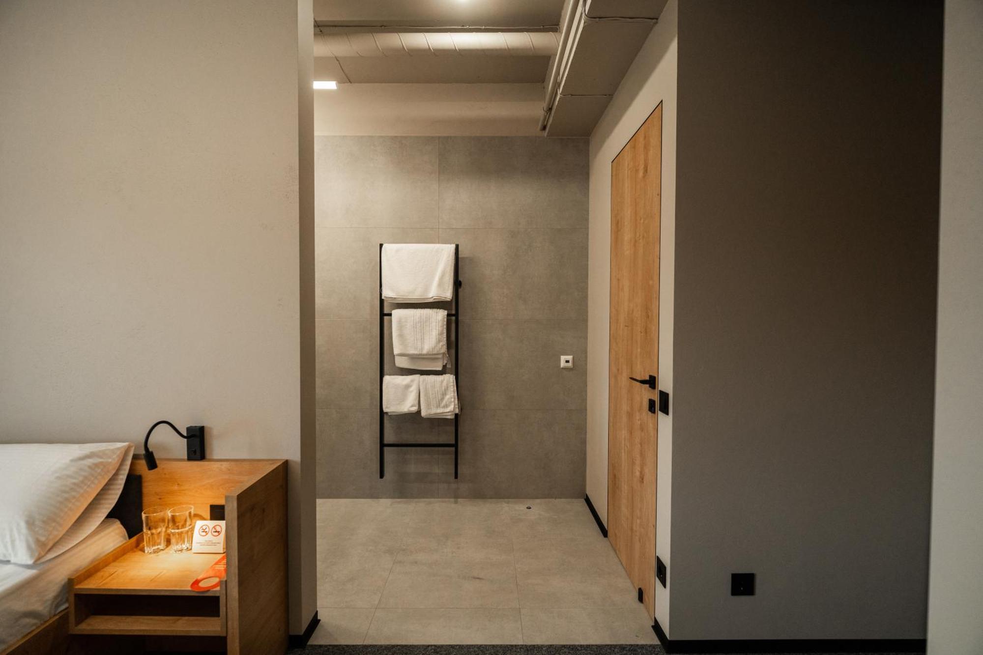 Hotel Miramar Smart Room Kovel' Exterior photo